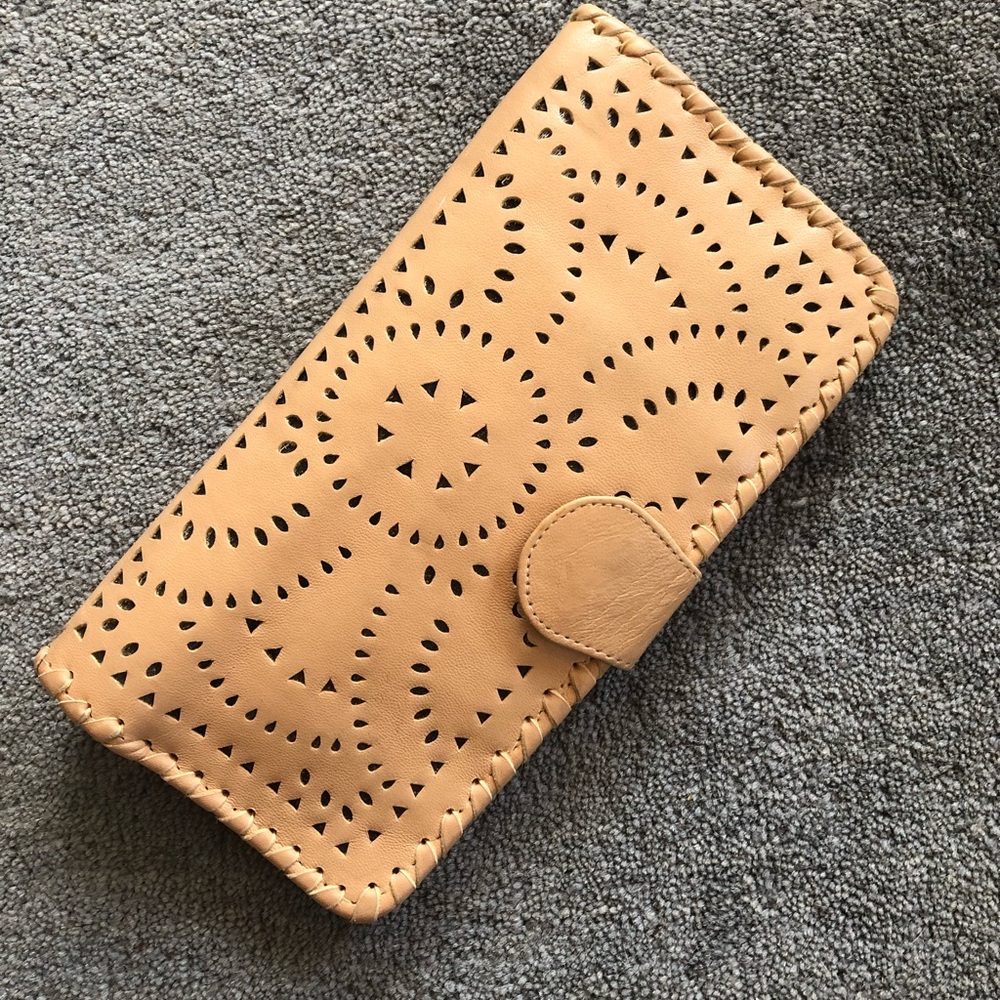 Cleobella Wallet